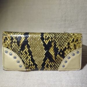 Elegant Snake Print Clutch